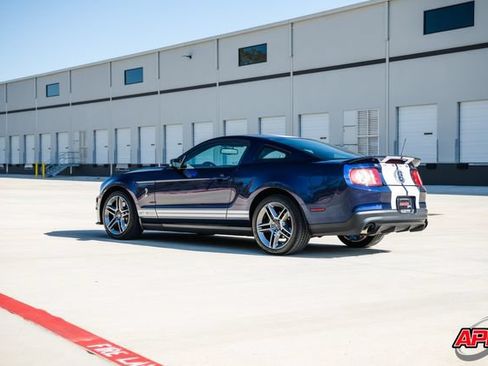 Used 2010 Ford Mustang Shelby GT500 RWD image 48