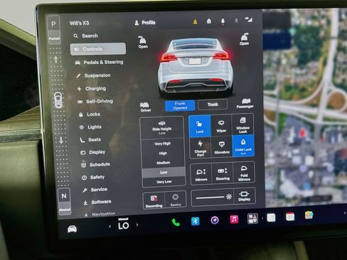 Used 2024 Tesla Model X AWD/4WD image 23