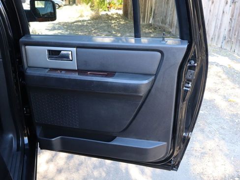 Used 2008 Ford Expedition EL Limited image 27