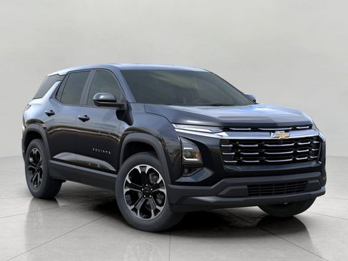 New 2026 Chevrolet Equinox LT w/ Convenience Package II AWD/4WD image 7