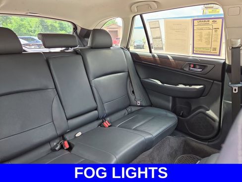 Used 2015 Subaru Outback 2.5i Limited AWD/4WD image 12