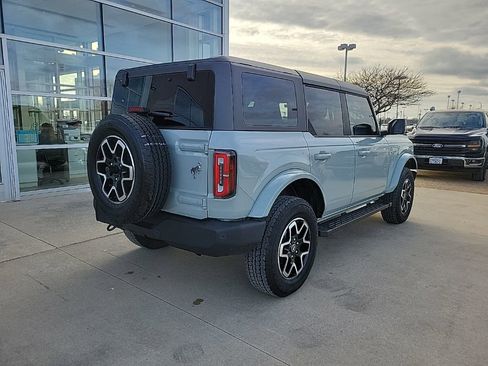 Used 2024 Ford Bronco Outer Banks image 5