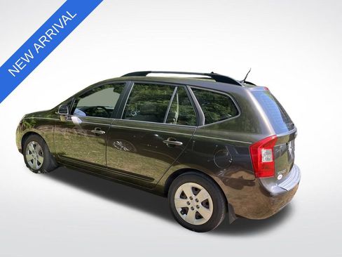 Used 2009 Kia Rondo LX FWD image 5