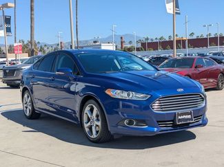 Used 2016 Ford Fusion SE video 3