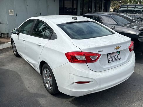 Used 2016 Chevrolet Cruze LS image 4