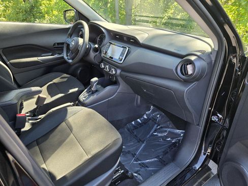 Used 2025 Nissan Kicks Play S FWD image 20