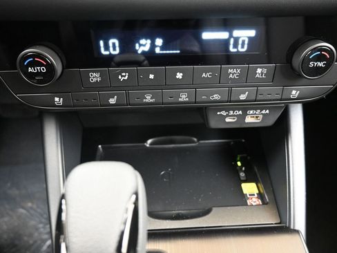 New 2026 Subaru Outback Touring XT image 34