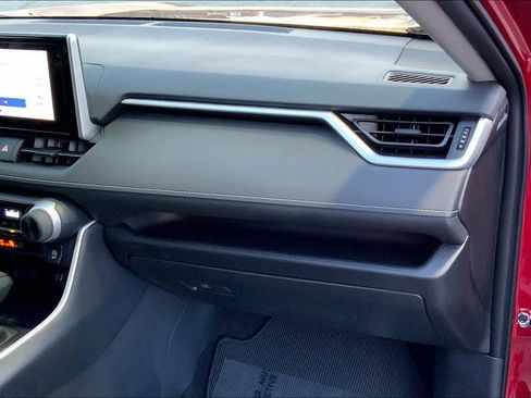 Used 2024 Toyota RAV4 LE image 18