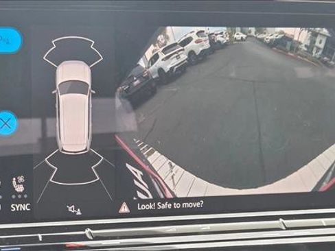 New 2026 Volkswagen Atlas SE image 12