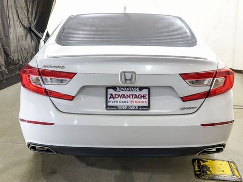 Used 2019 Honda Accord Sport image 6