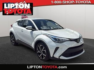 Used 2021 Toyota C-HR XLE video 1
