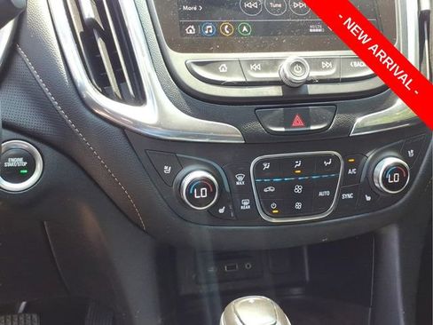 Used 2019 Chevrolet Equinox Premier FWD image 26