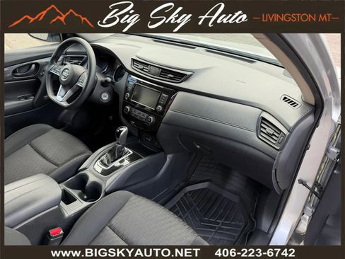 Used 2019 Nissan Rogue S image 15