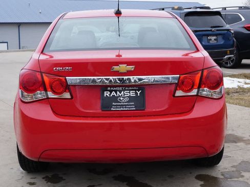 Used 2015 Chevrolet Cruze LS image 5