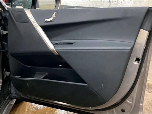 Used 2023 BMW iX xDrive50 image 26