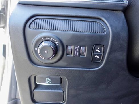 Used 2024 Jeep Grand Wagoneer L Series II w/ Quick Order Packagew 28T AWD/4WD image 17