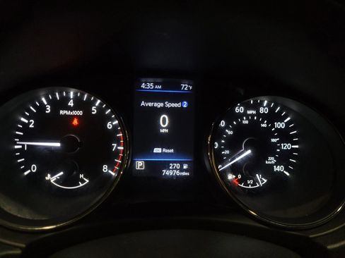 Used 2018 Nissan Rogue SV AWD/4WD image 23