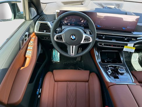 New 2026 BMW X5 M60i image 17