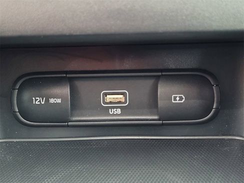 Used 2023 Kia Forte GT-Line w/ GT-Line Premium Package image 19