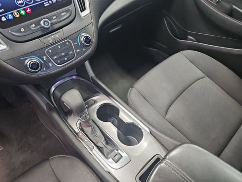 Used 2023 Chevrolet Malibu LT image 24