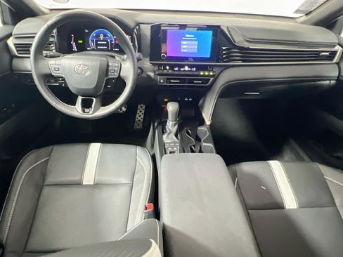 Used 2026 Toyota Camry SE w/ Convenience Package FWD image 29