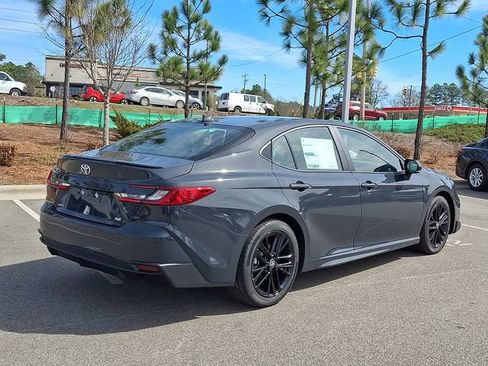 New 2026 Toyota Camry SE image 8