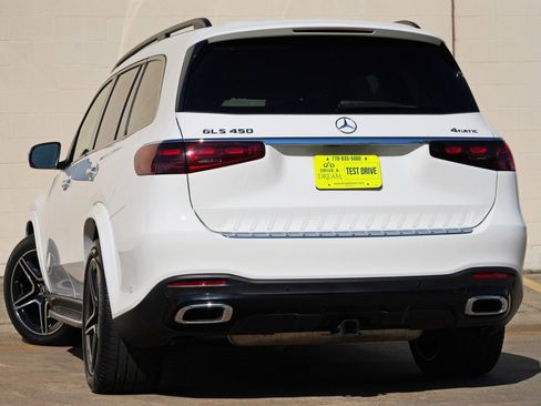 Used 2024 Mercedes-Benz GLS 450 4MATIC image 6
