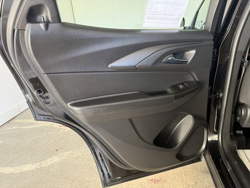 Used 2022 Chevrolet TrailBlazer LS image 35