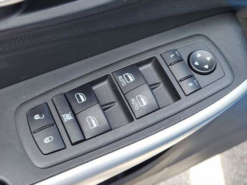 Certified 2022 Jeep Cherokee Latitude AWD/4WD image 18