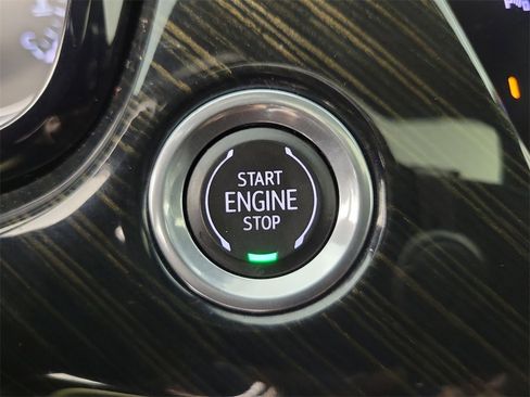 Used 2020 Cadillac XT6 Premium Luxury image 31