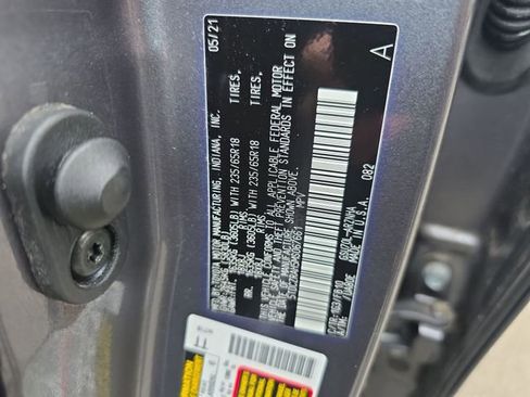 Used 2021 Toyota Highlander L image 48