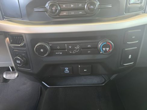 Used 2021 Ford F150 XLT RWD image 41
