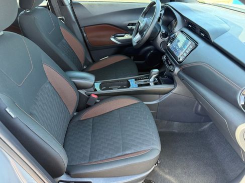 Used 2024 Nissan Kicks SR image 31