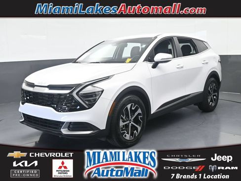 Used 2025 Kia Sportage EX FWD image 1