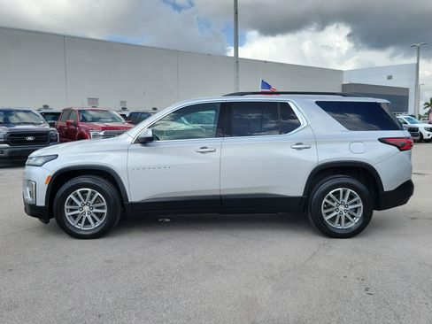 Used 2022 Chevrolet Traverse LT FWD image 8