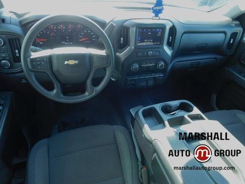 Used 2025 Chevrolet Silverado 2500 Custom image 9