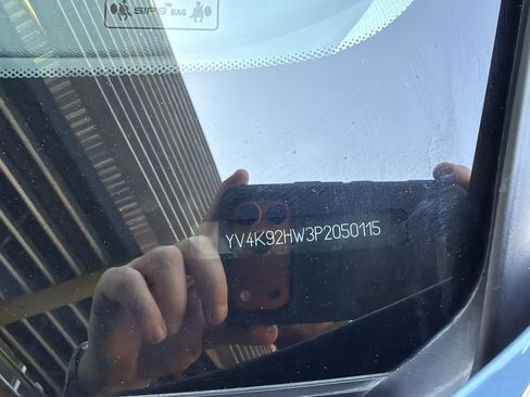 Used 2023 Volvo XC40 B4 Plus w/ Protection Package Premier FWD image 45