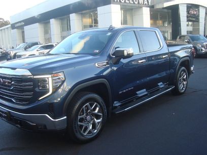 Used 2022 GMC Sierra 1500 SLT w/ SLT Convenience Package