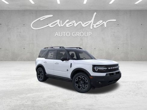 New 2025 Ford Bronco Sport Outer Banks w/ Outer Banks Tech Package+ AWD/4WD image 8