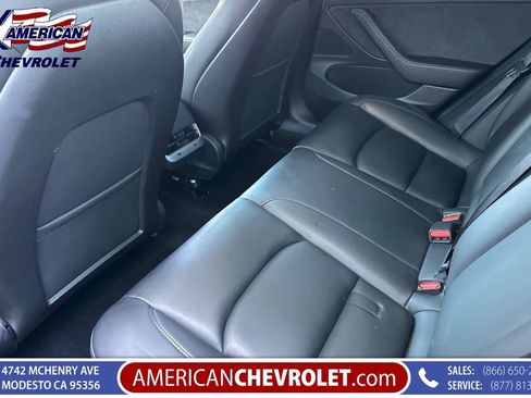Used 2020 Tesla Model 3 Standard Range Plus RWD image 15