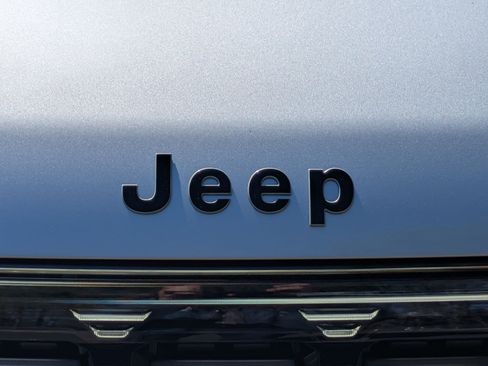 New 2026 Jeep Grand Wagoneer Limited image 32
