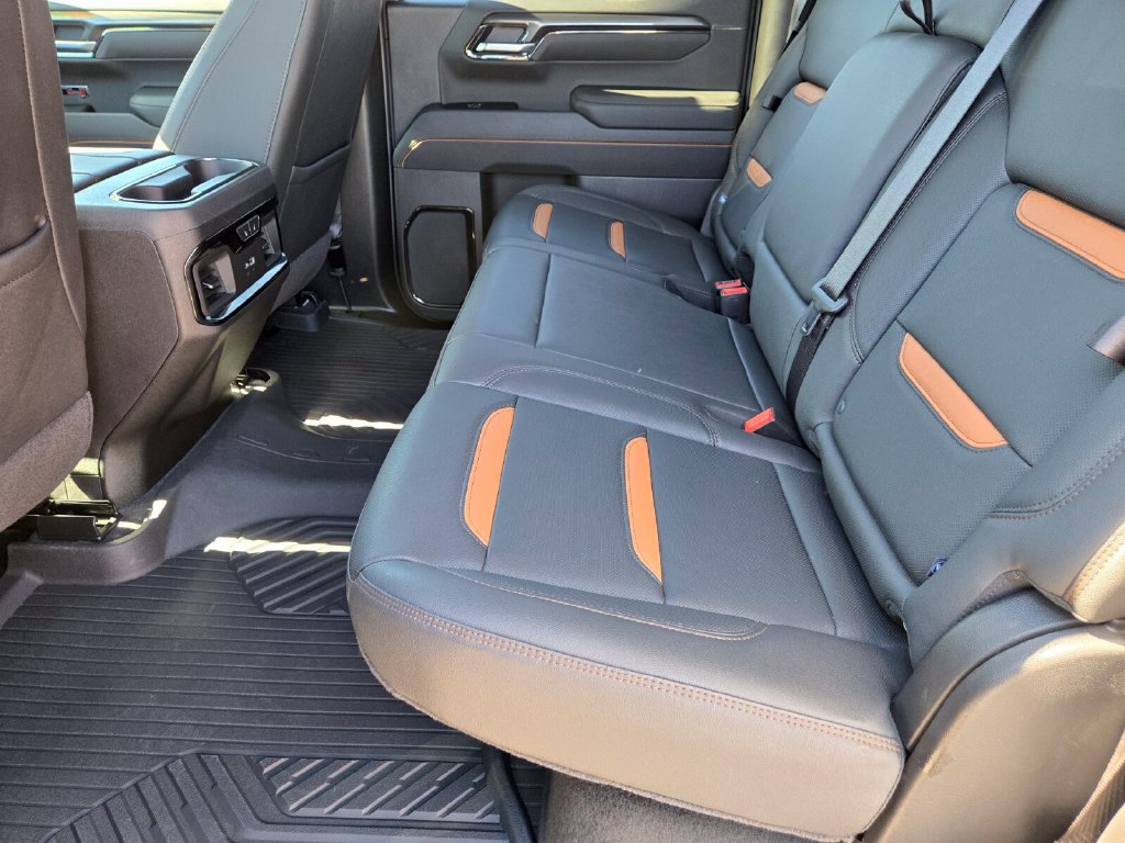 Used 2026 GMC Sierra 1500 AT4 w/ AT4 Premium Package AWD/4WD image 13