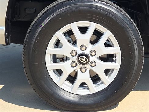 Used 2024 Toyota Tacoma SR5 image 9