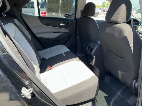 Used 2024 Chevrolet Equinox LS w/ LS Convenience Package FWD image 18