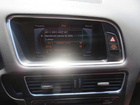 Used 2012 Audi Q5 2.0T Premium Plus AWD/4WD image 19