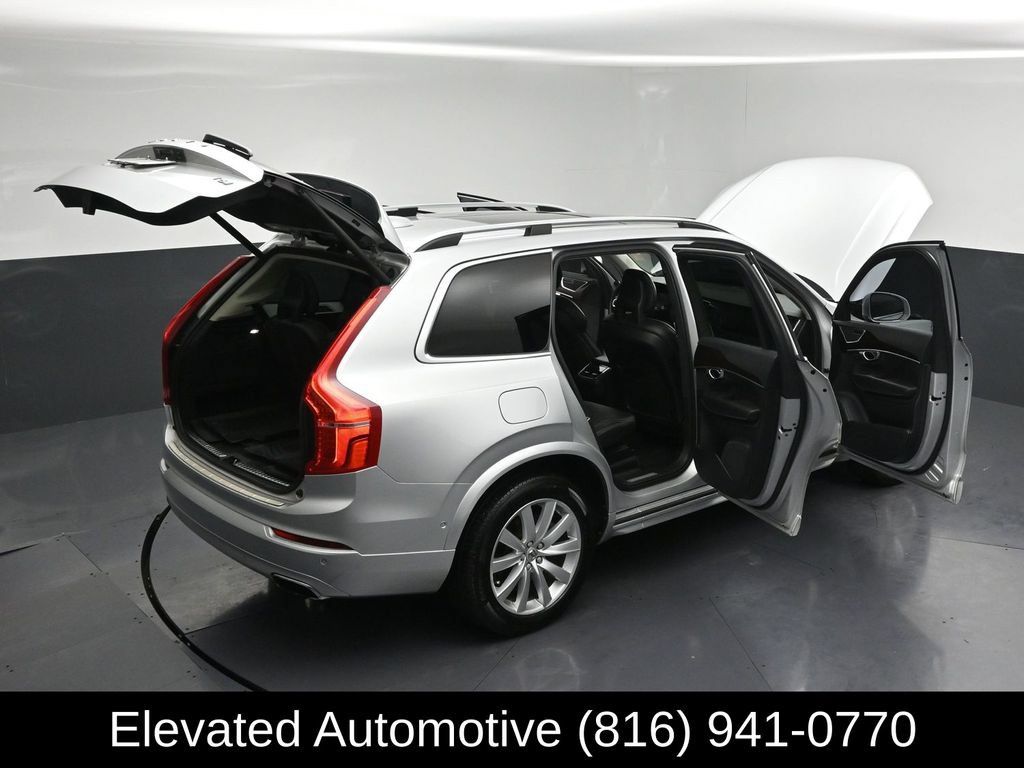 Used 2017 Volvo XC90 T6 Momentum w/ Vision Package AWD/4WD image 36