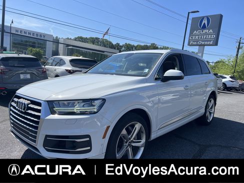 Used 2019 Audi Q7 3.0T Prestige w/ Prestige Package image 1