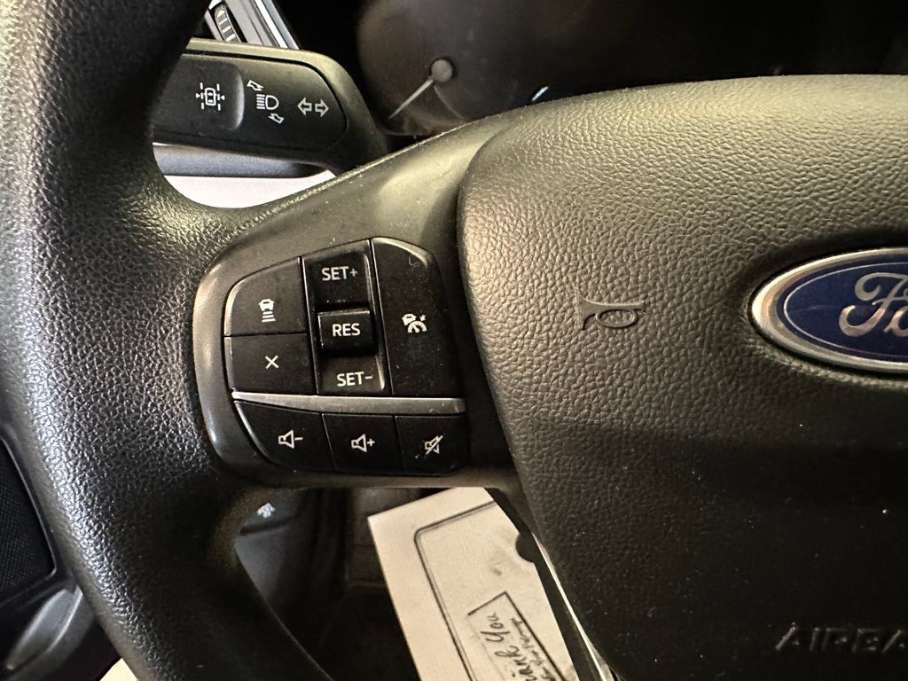 Used 2020 Ford Escape SE FWD image 11