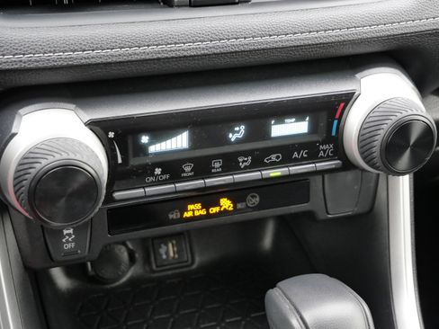 Used 2023 Toyota RAV4 LE image 24