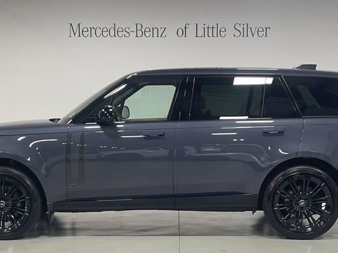 Used 2025 Land Rover Range Rover Long Wheelbase Autobiography AWD/4WD image 2
